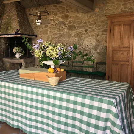 La Casa De Los Camelios * Vilagarcía de Arousa