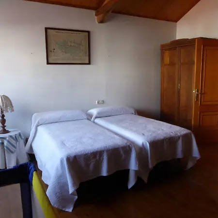 Сasa de vacaciones La Casa De Los Camelios Vilagarcía de Arousa